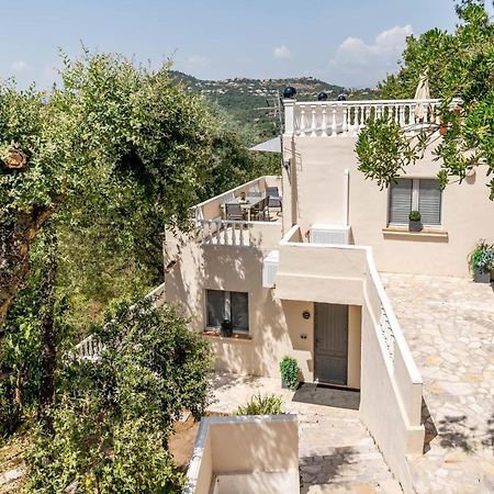 Le Petit Thao Fréjus Exterior foto